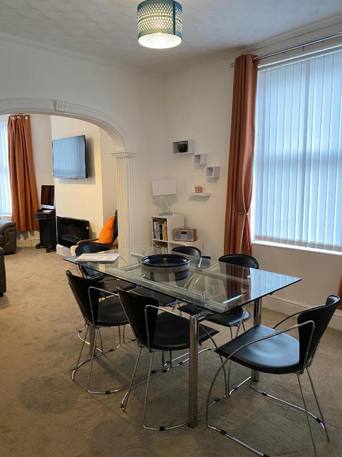 39 Cowley Road Villa ลิเวอร์พูล ภายนอก รูปภาพ