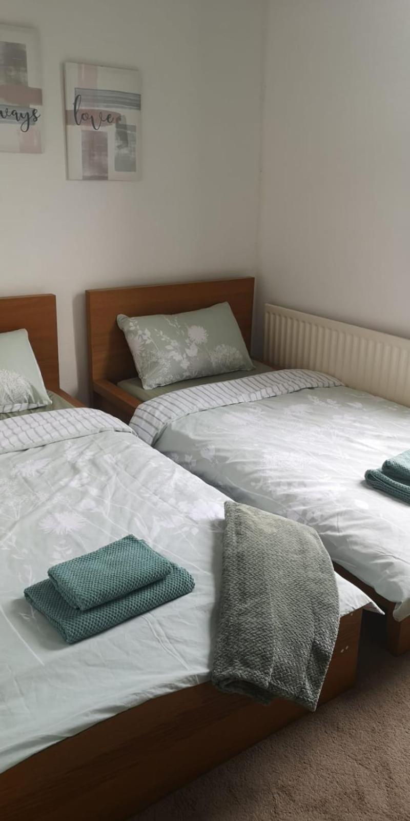 39 Cowley Road Villa ลิเวอร์พูล ภายนอก รูปภาพ
